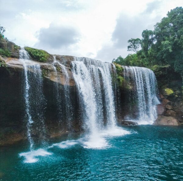 MEGHALAYA 3 NIGHT 4 DAYS
